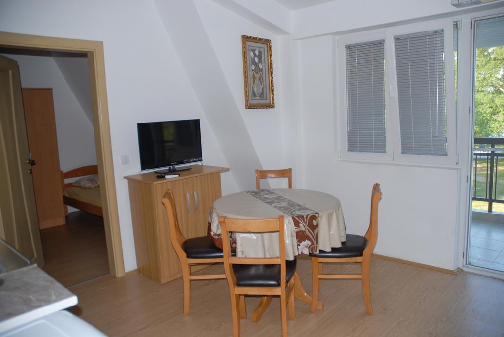 Apartments Villa Zora Dojran Room photo